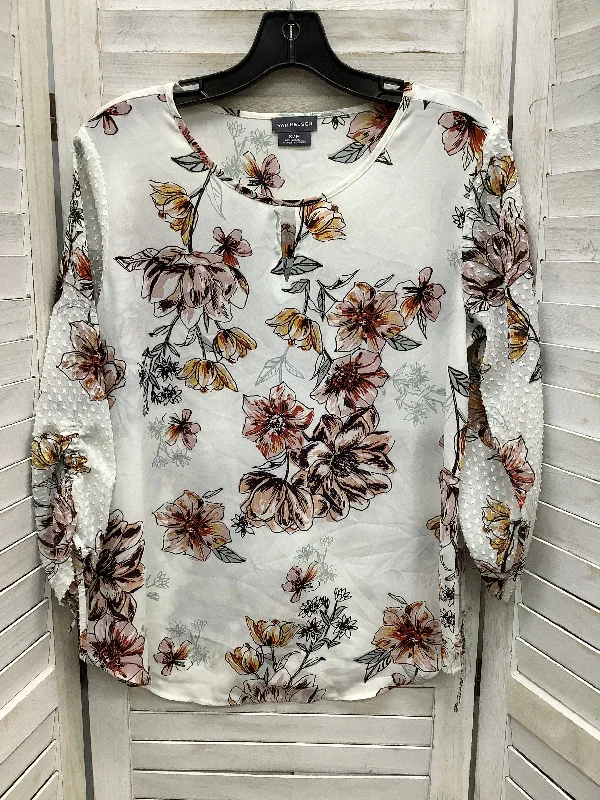 Blouse Long Sleeve By Van Heusen In Floral Print, Size: S